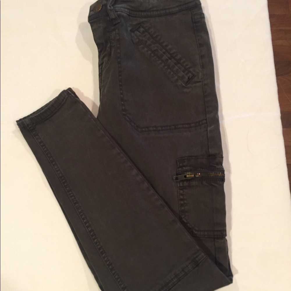 Mission Mid Rise Jegging Cargo Pants Size 0/25